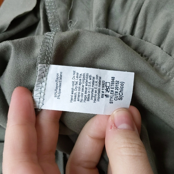 Short Sleeve Ruffle Tunic - Picture 5 of 5